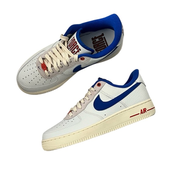 NEW Nike Women’s Air Force 1 ‘07 LX "Command Force" sneakers size 9 White - Picture 1 of 14